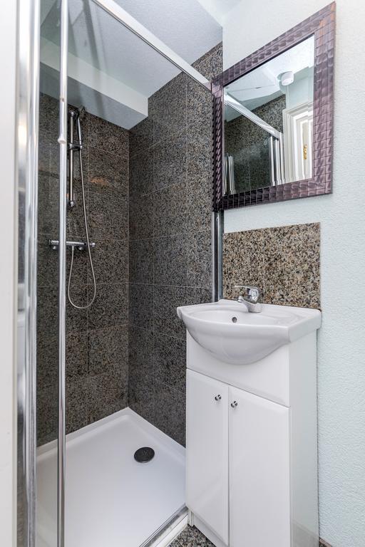 Watford General Suites Экстерьер фото