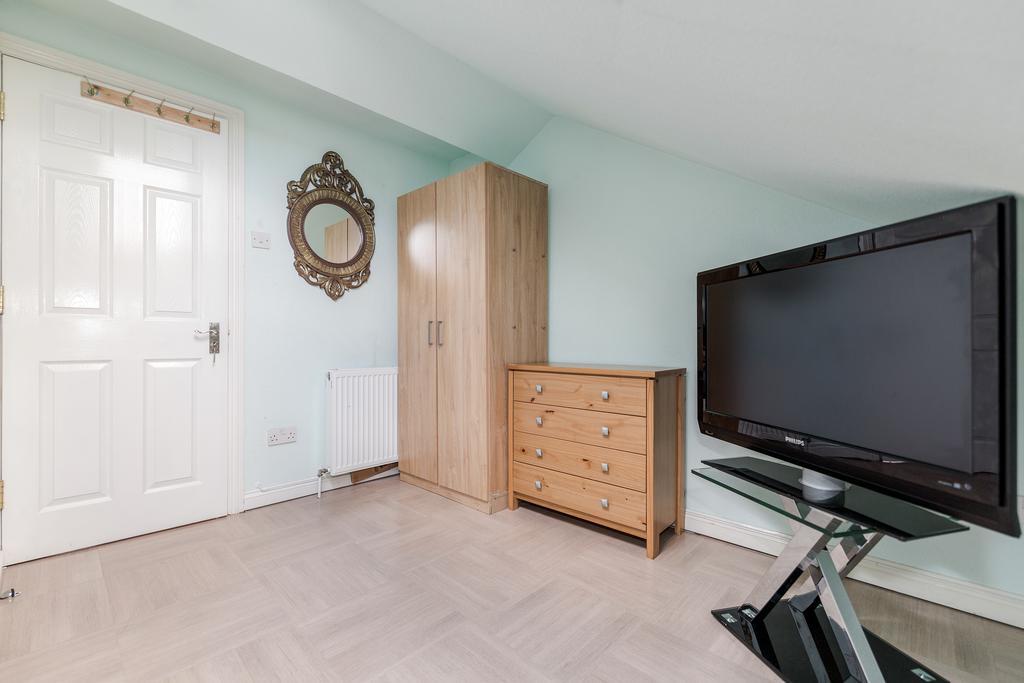 Watford General Suites Экстерьер фото